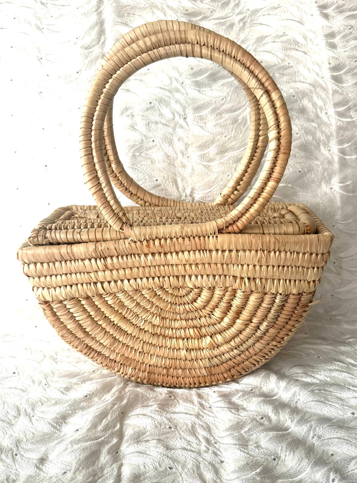 Womens raffia bag (Hemisphere)