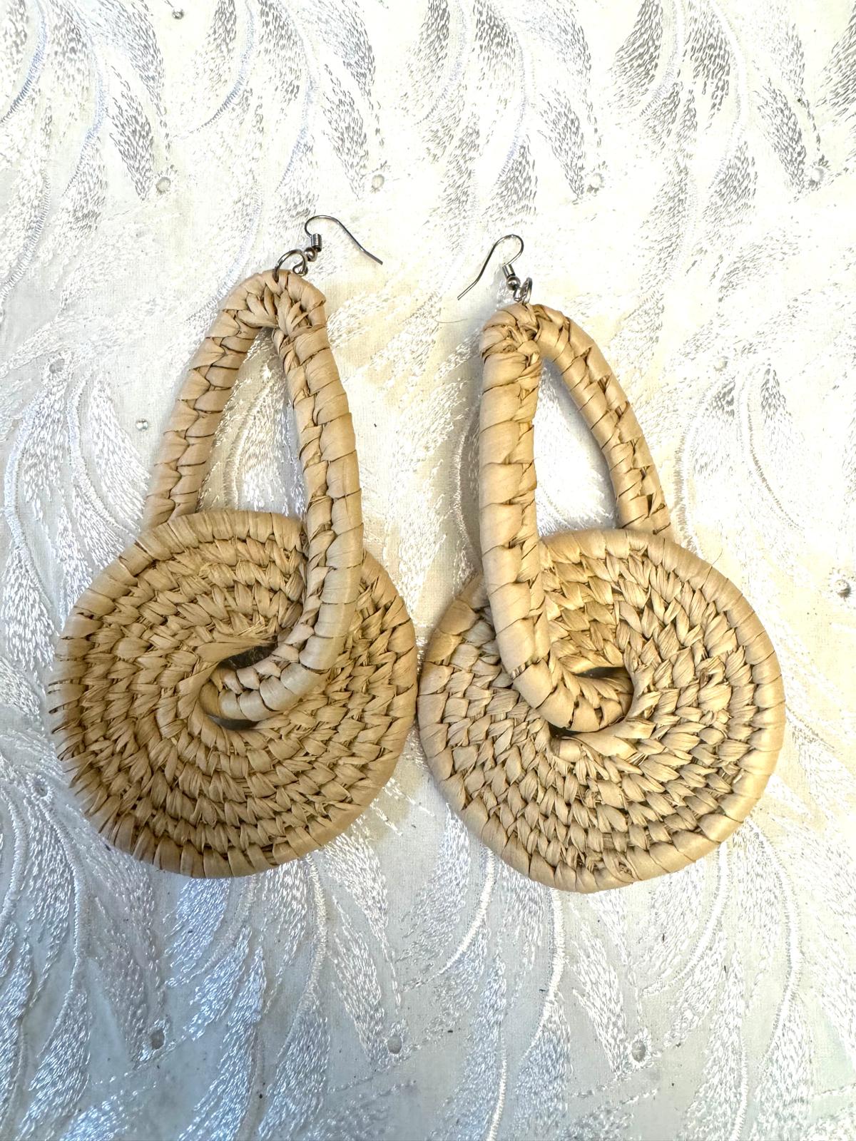 Womens raffia earrings red